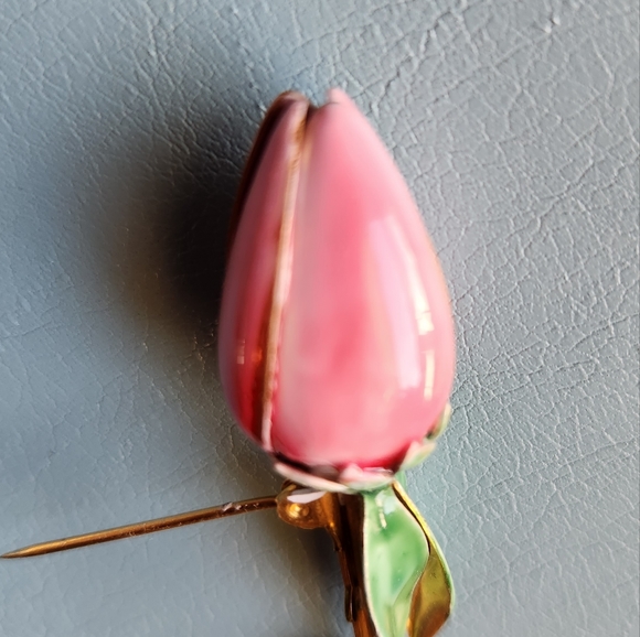 40s SANDOR CO Rose Pink Tulip Bud Olive Green Leaves Enamel Gold RARE Pin Brooch - Picture 13 of 16